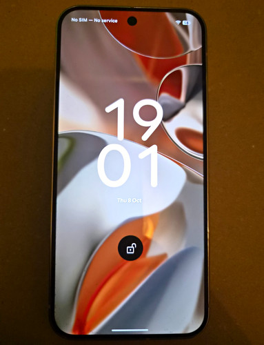Google pixel pro in - pro, xl